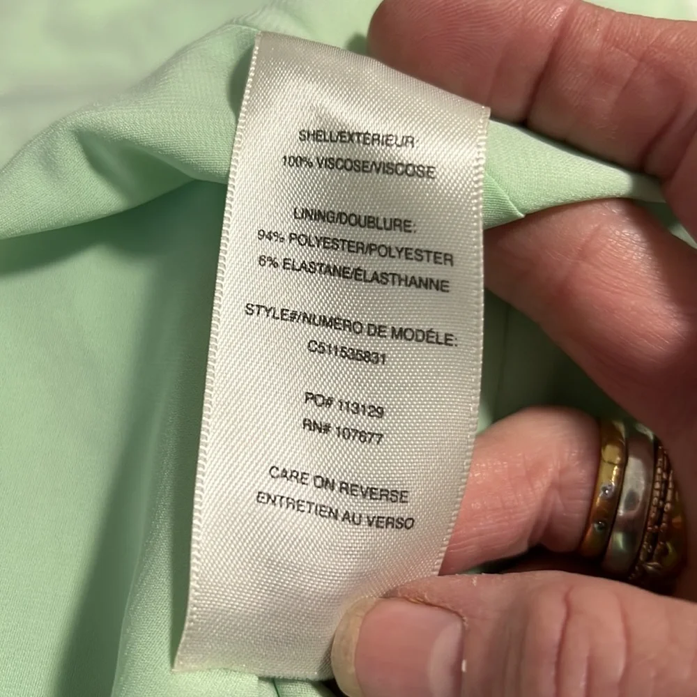 Alice + Olivia Green Floral Mini Dress size 2 - Picture 8 of 8